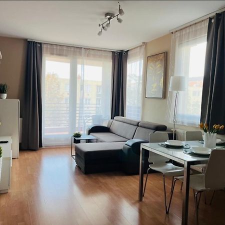 Vip Mini Resort,Private Parking & Balcony Budapest Bagian luar foto