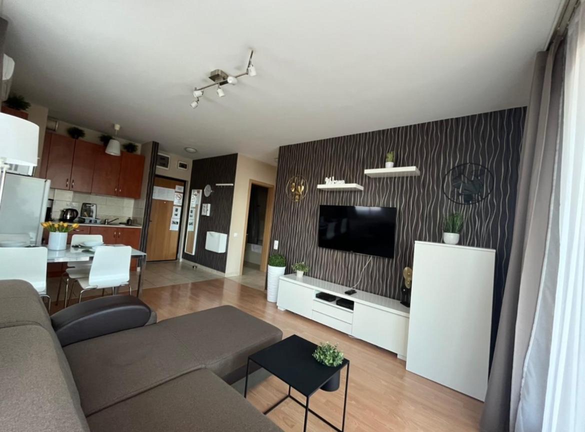 Vip Mini Resort,Private Parking & Balcony Budapest Bagian luar foto